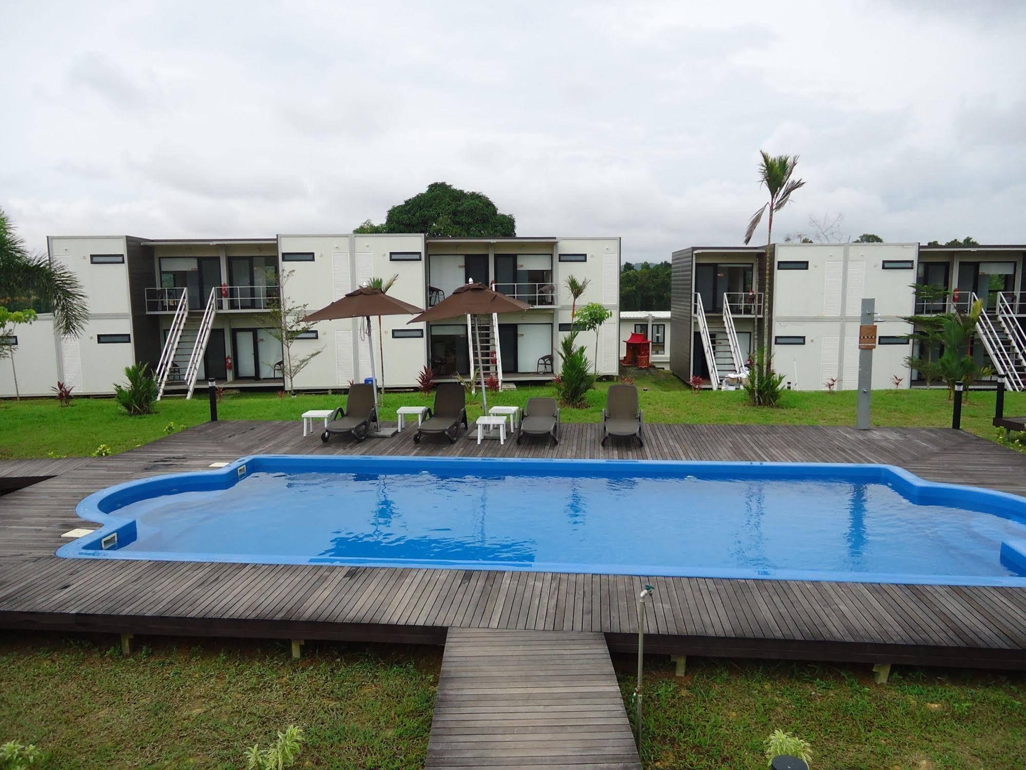 Lakeview Terrace Resort Pengerang Eksteriør bilde