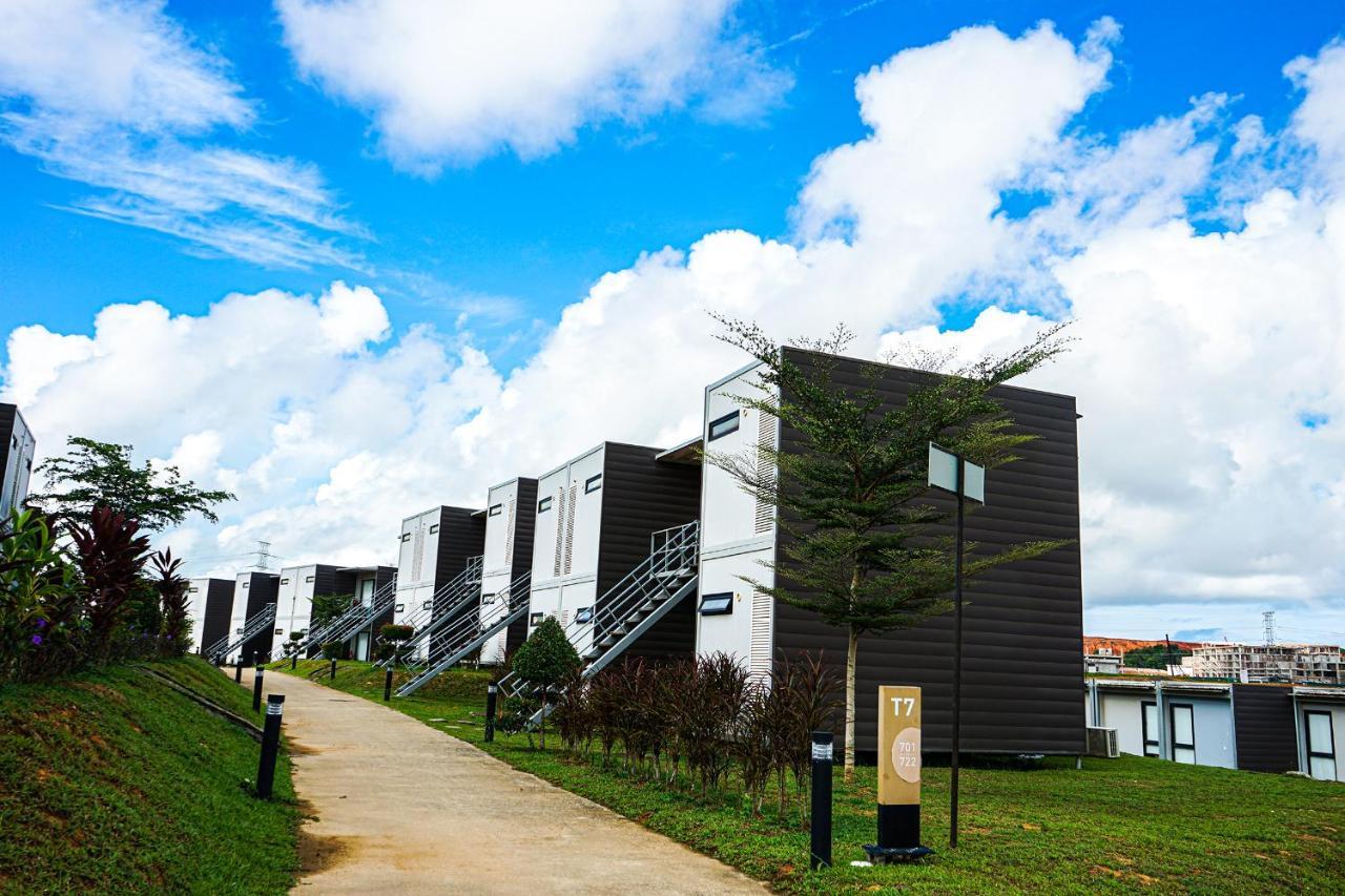 Lakeview Terrace Resort Pengerang Eksteriør bilde