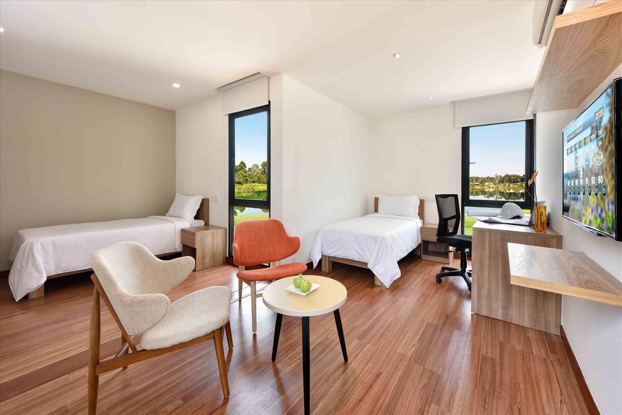 Lakeview Terrace Resort Pengerang Eksteriør bilde
