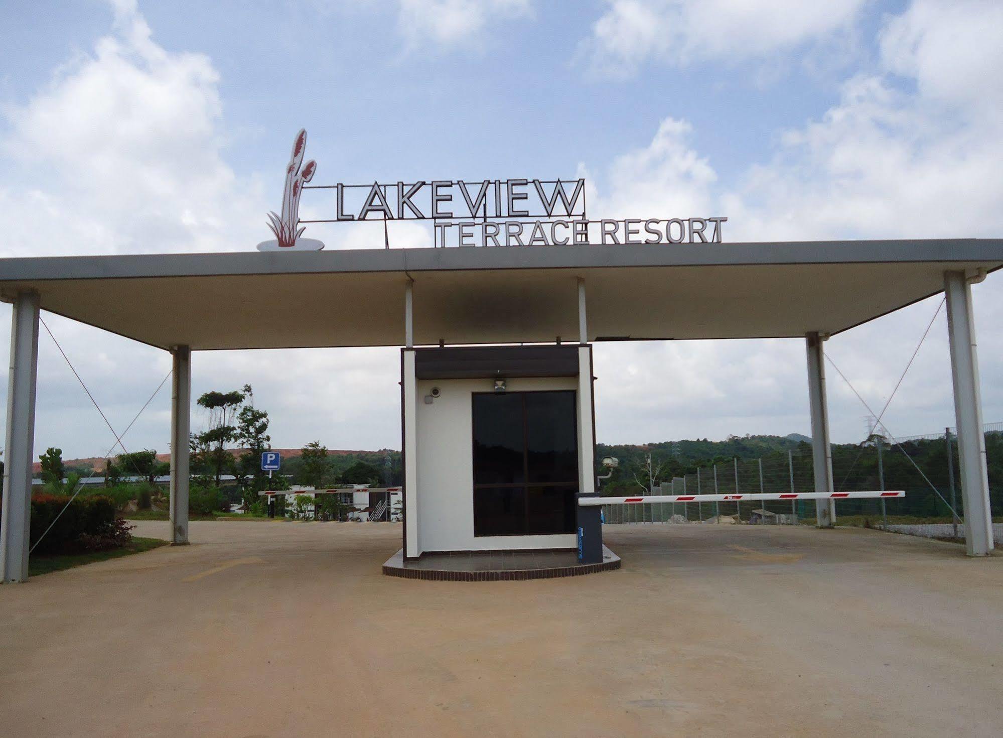 Lakeview Terrace Resort Pengerang Eksteriør bilde