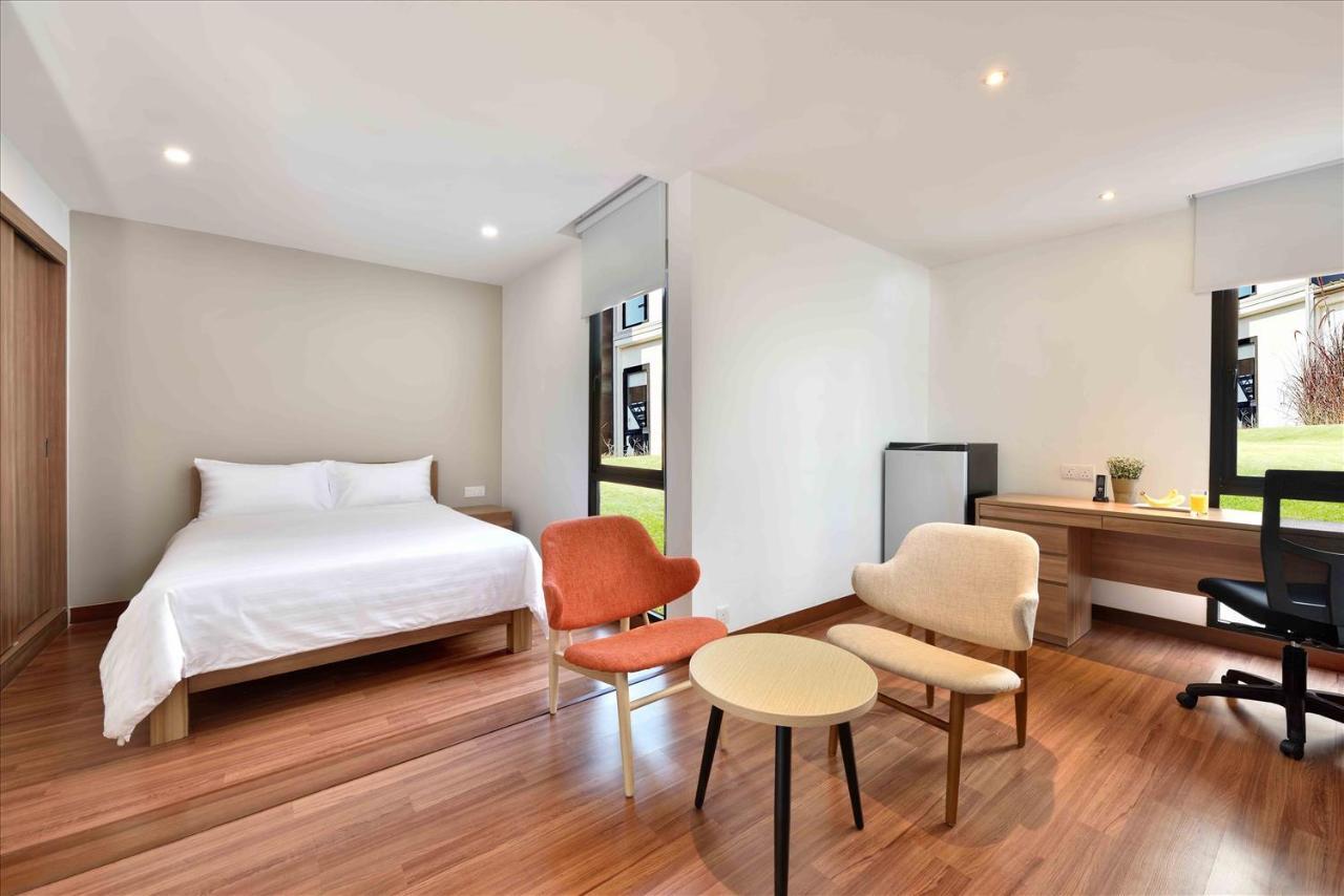 Lakeview Terrace Resort Pengerang Eksteriør bilde